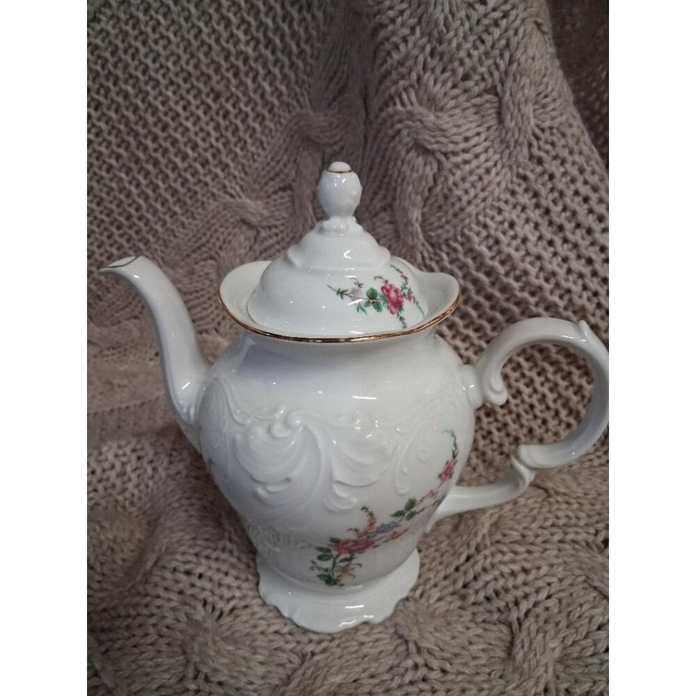 Royal Kent Poland White Porcelain Teapot With Floral Design & Gold Trim 10 Inch